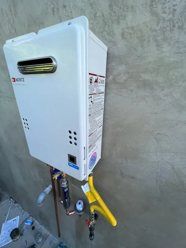 Tankless water heater installation for Cielito homes